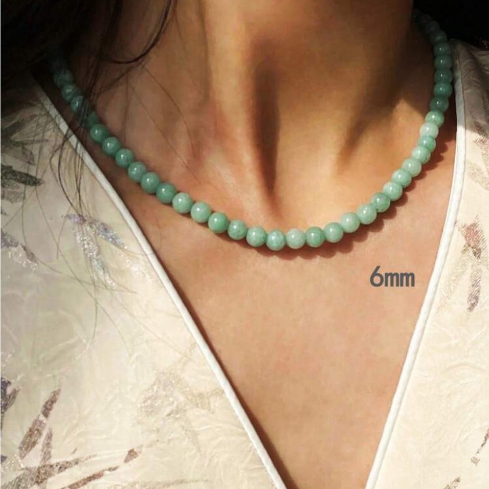 NIB 6mm beaded necklace